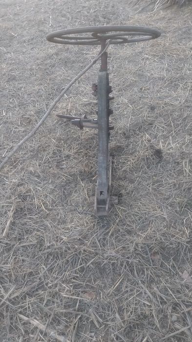 Strung pentru îngăurit tip vechi