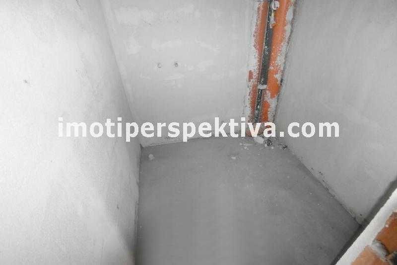 Продава се Тристаен апартамент в Пловдив, Кършияка - 100 кв.м за 1984 €/кв.м - Снимка #5