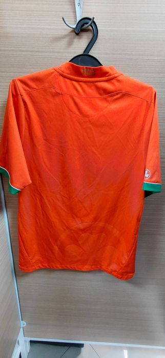 Футболна фланелка на Гройтер Фюрт