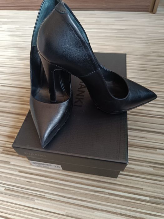 Дамски обувки BIANKI - естествена кожа в черен цвят