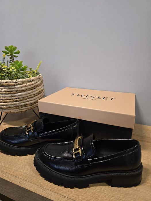 Лоуфъри,кецове  Twinset 36 номер