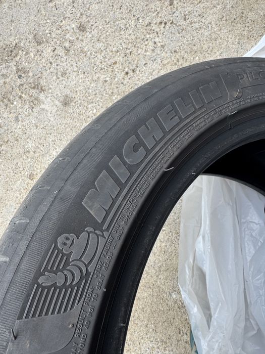 MISCHELIN Pilot Sport 4 235/45 R17 комплект