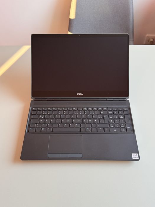 Dell Precision 7550 Touchscreen / i7-10850H / nVidia Quadro T2000 / SSD M2 500GB /  8GB DDR4