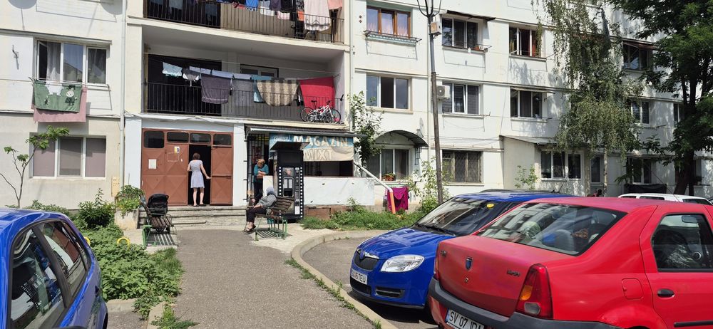 Inchiriez spatiu garsoniera