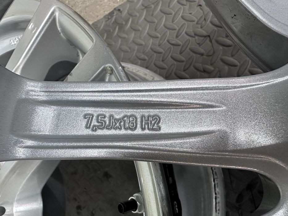 18-цола 5х112 - Audi - A4-A5-A6-Q3-Q5