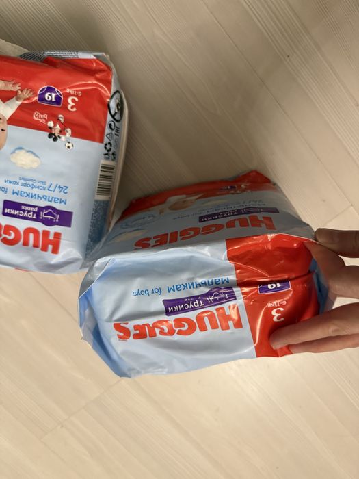 Подгузники Huggies 3 размер НОВЫЕ