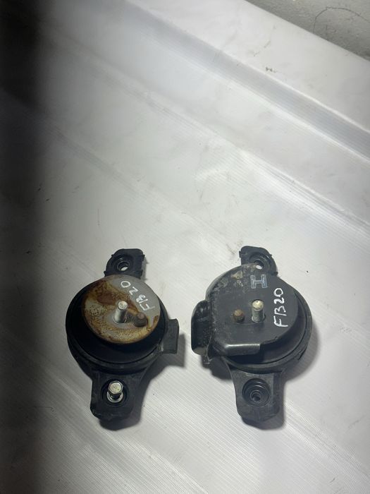 Подушки двигателя subaru forester Impreza XV FB20 2.0l