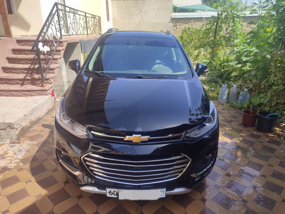 Shevrolet Trekker 1 avtomat