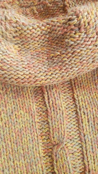 Ръчно плетено манто