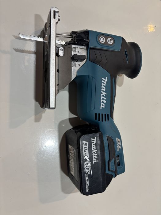 Pendular makita DJV181 2025 ca nou