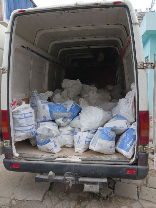 Изхвърляне на всякакъв вид отпадъци