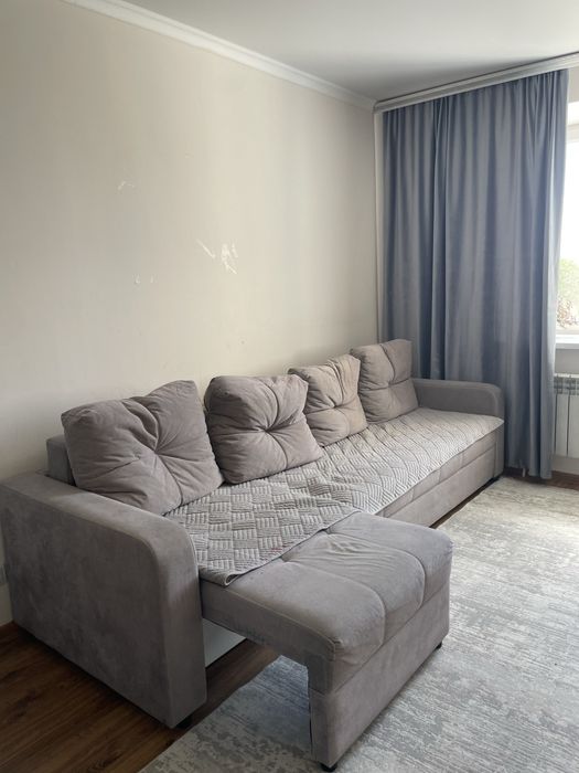 Продам 3м диван ( г-обарзный)