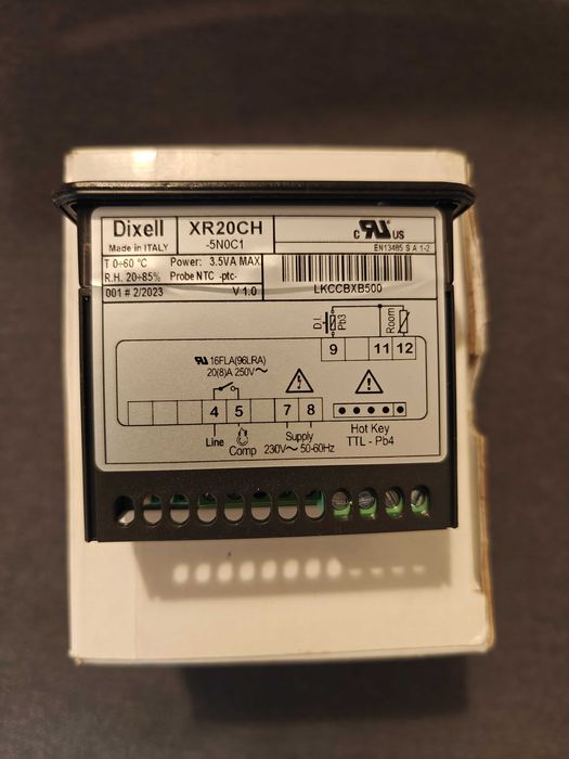 Универсален контролер Dixell