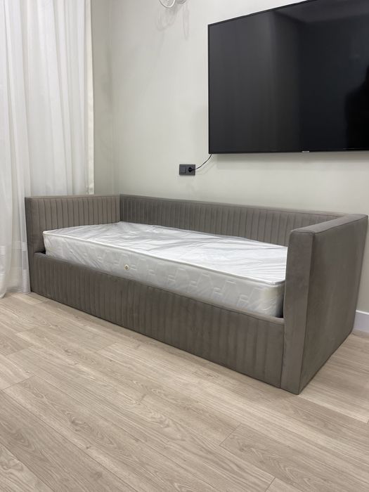 Krovat kravat детская кроват в наличи и на заказ с матрасом