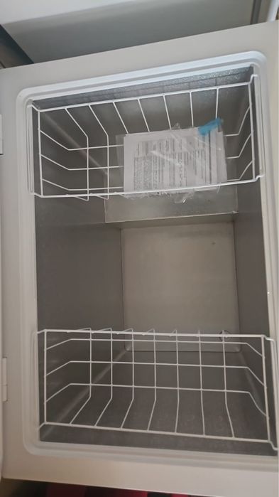 Продам морозильник