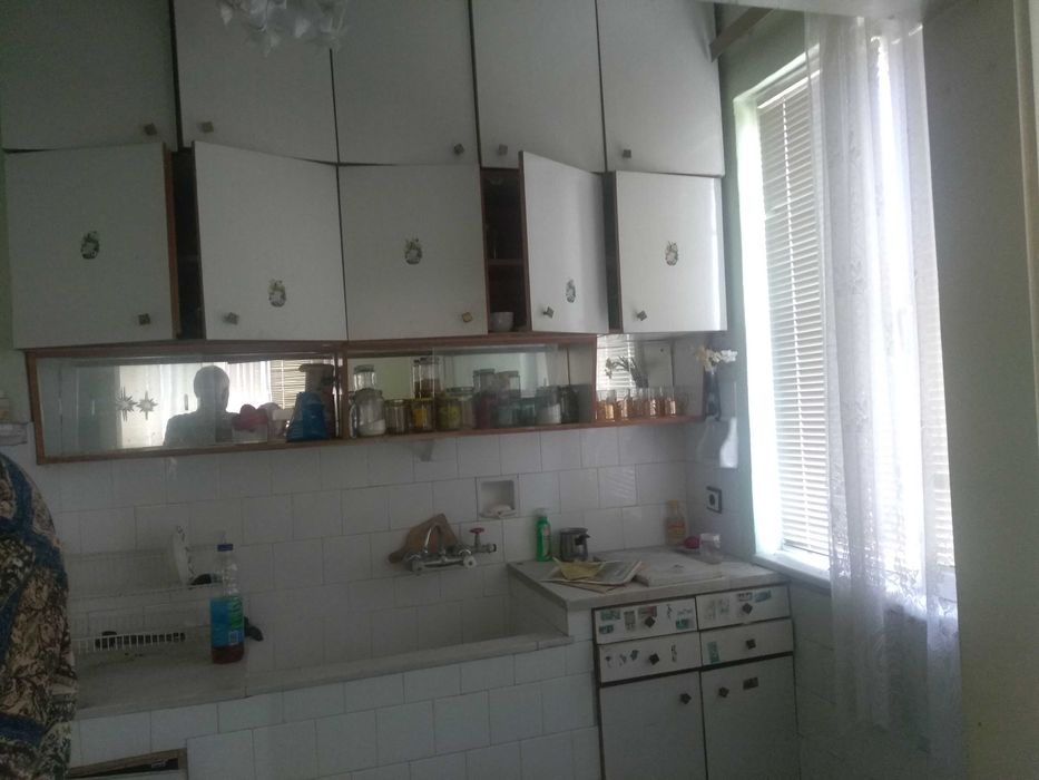 Продава се Етаж от къща в Ивайловград - 100 кв.м за 250 €/кв.м - Снимка #4