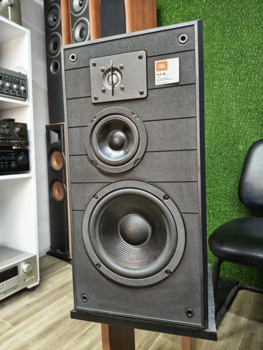 Тонколони JBL tlx-16