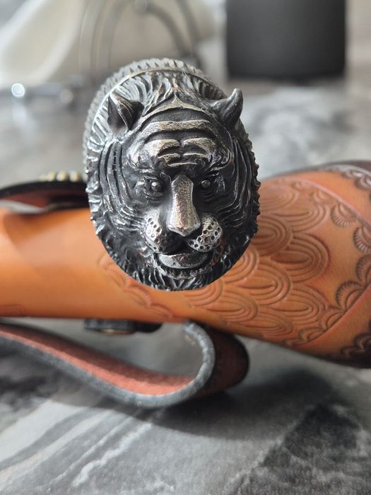 ЛОВЕН нож от дамаска стомана