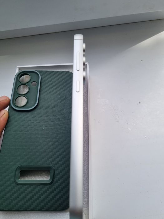 Samsung s23FE гарантия