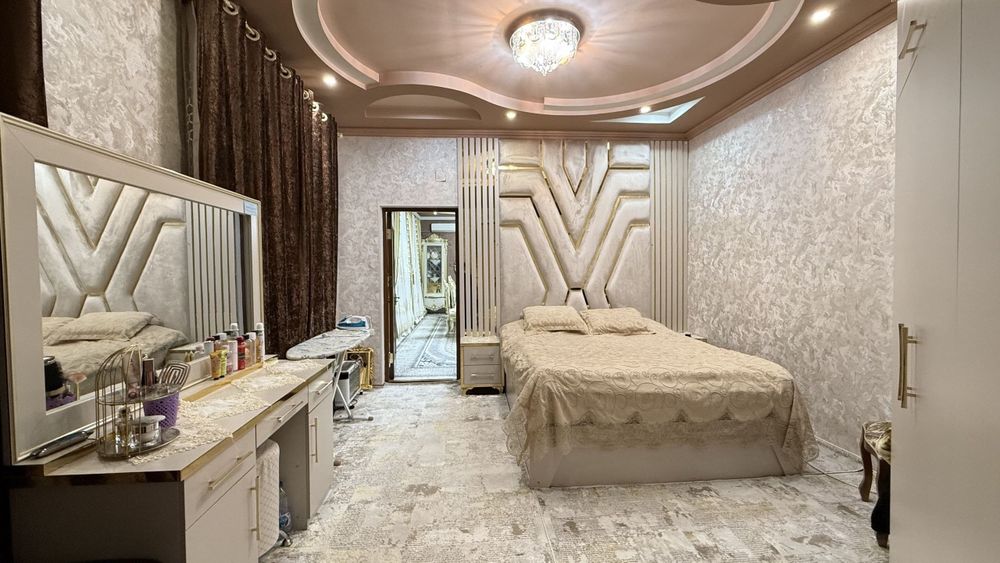 Ховли уй сотилади арзон нархда