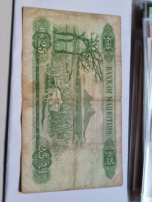 Рядки Банкноти  Bahamas,Mauritius Australia, Algeria, Germany