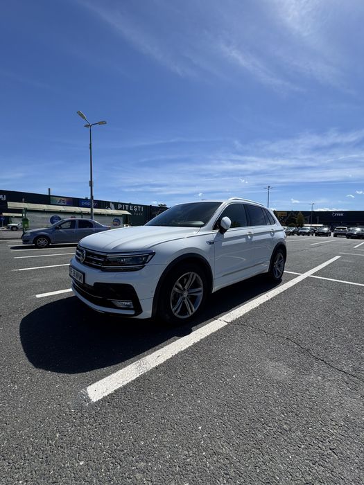 VW Tiguan R-Line 4Motion DSG 190 CP, Matrix LED, 360, Piele, Panoramic, Highline