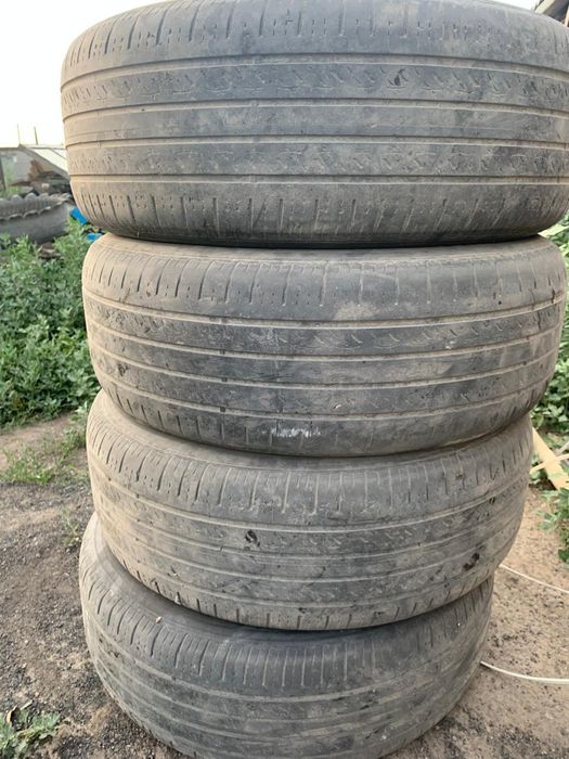 Продам шины 225/60/17