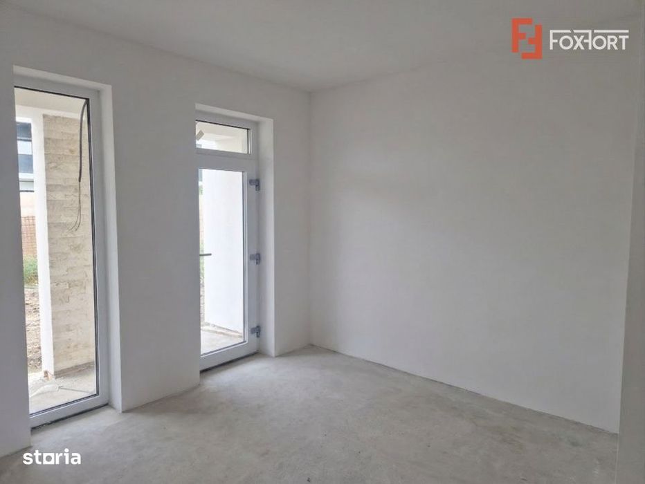 Duplex de vanzare cu 4 camere, Mosnita Noua