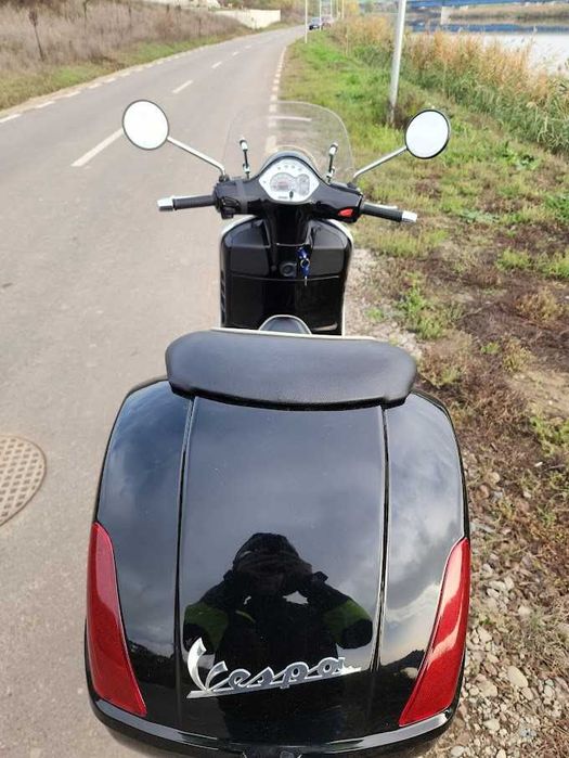 Piaggio Vespa GTS 300 inmatriculat