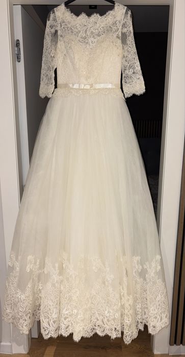Rochie de mireasa XS-S si crinolina-5 cercuri
