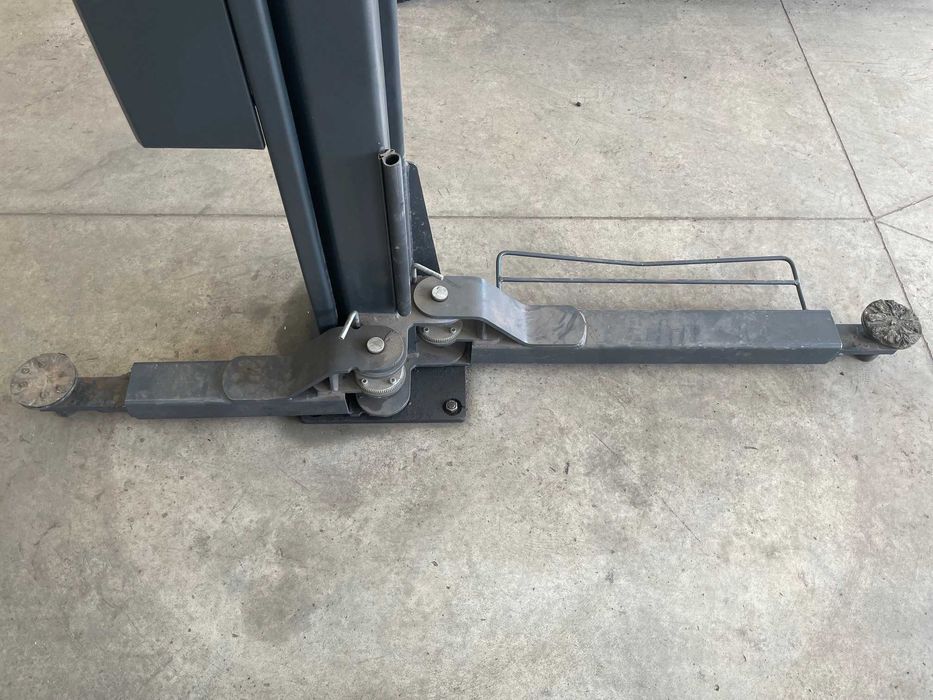 Двуколонен подемник NUSSBAUM