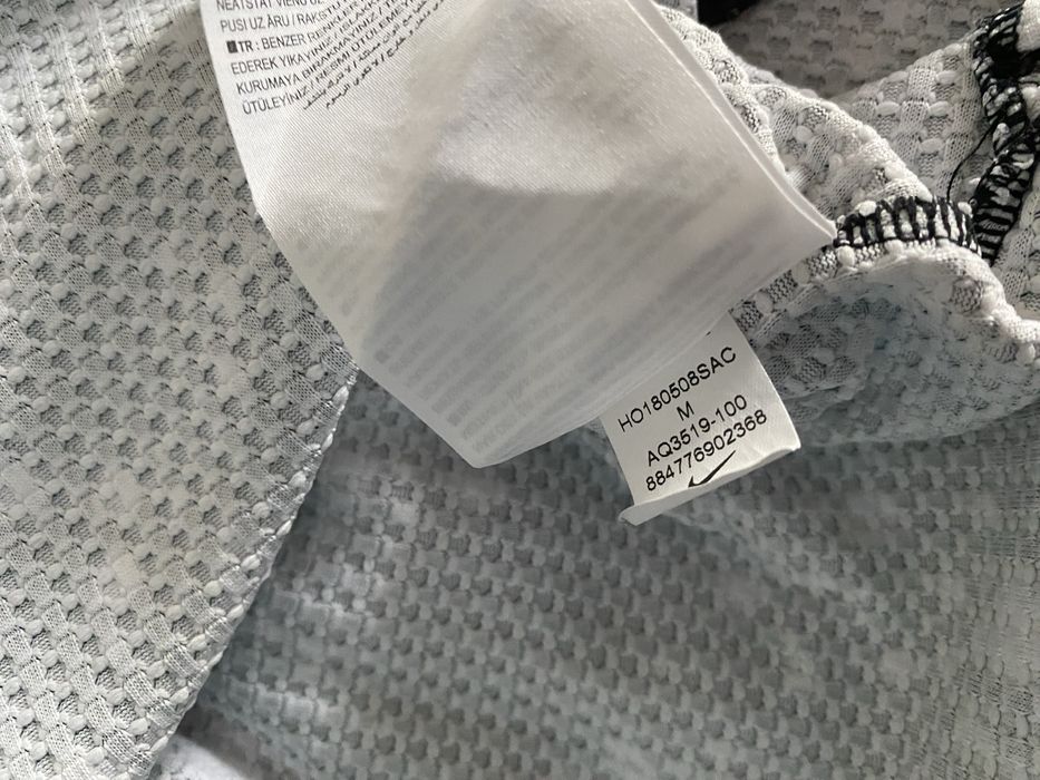 Bluză Nike ACG mărimea M fit de L