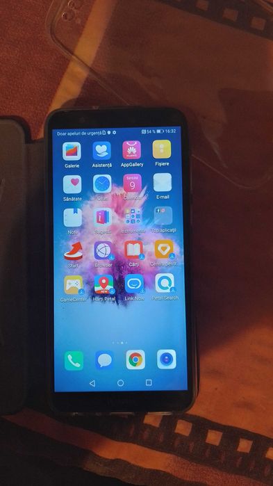 Telefon Huawei P Smart liber de retea 4g , 32gb 3gb ram in stare perfecta cu husa noua
