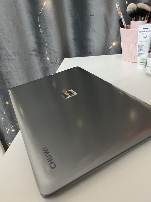 продам Ноутбук chuwi