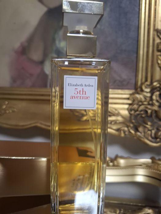 Дамски парфюм * 5th Avenue *