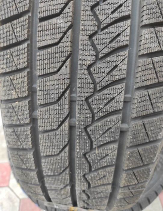 Продам покрышки R17