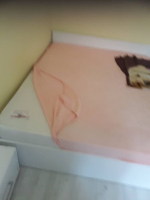 Garsoniera de închiriat
