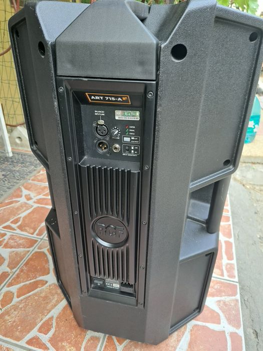 Vand Boxa RCF ART 715-A