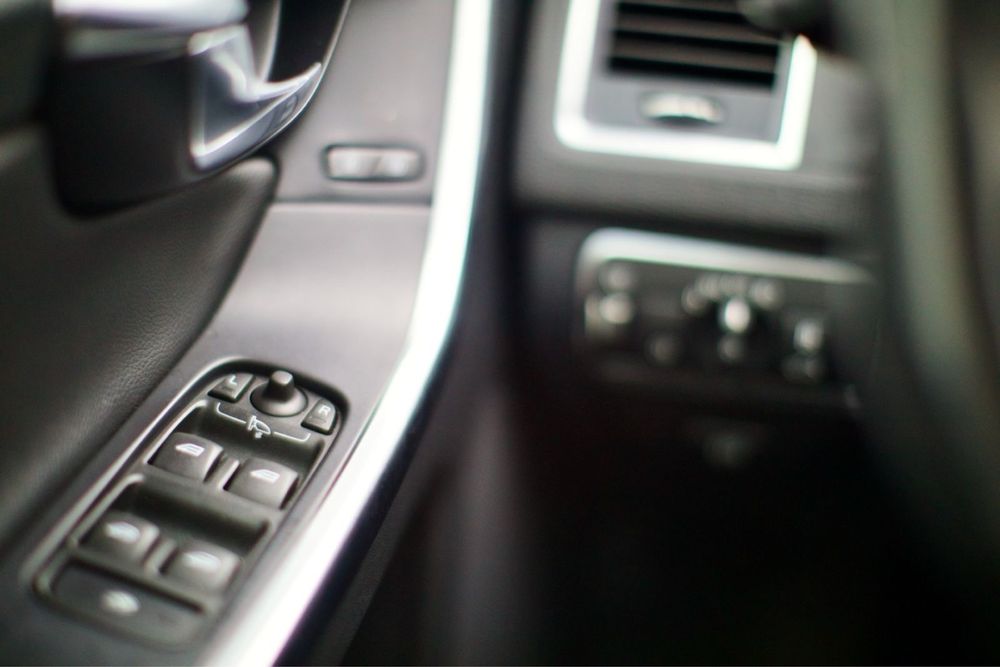 Volvo XC60 2016 – 4x4 AWD – 2.4 Diesel – Cutie Automată