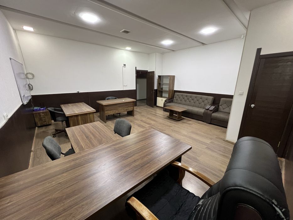 Аренда Срочно Под Офис 40м2 улица Нукус Глинка! Вдоль Дороги! 7млн