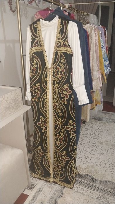 Ансамбл аксессуарлари бн