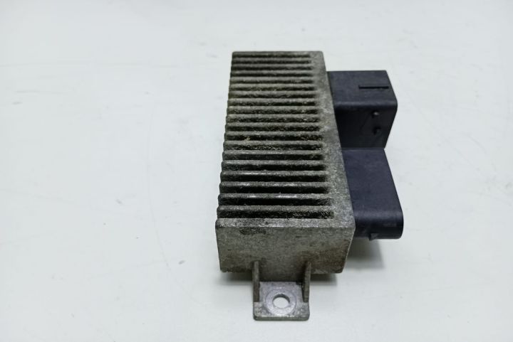 Releu bujii  8200558438A Renault Master a 3-a generatie seria
