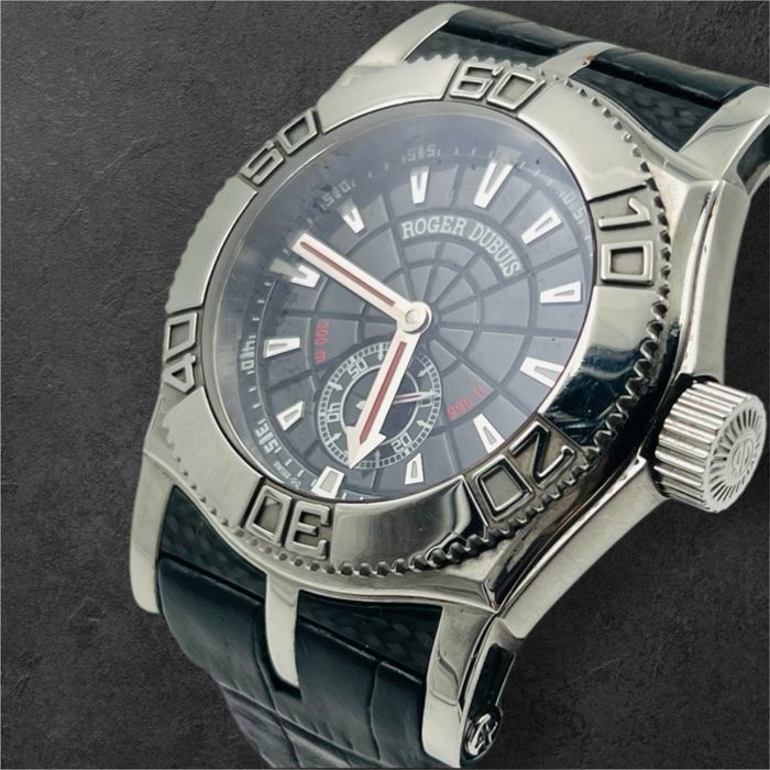 Roger Dubuis EasyDiver мъжки лимитиран часовник