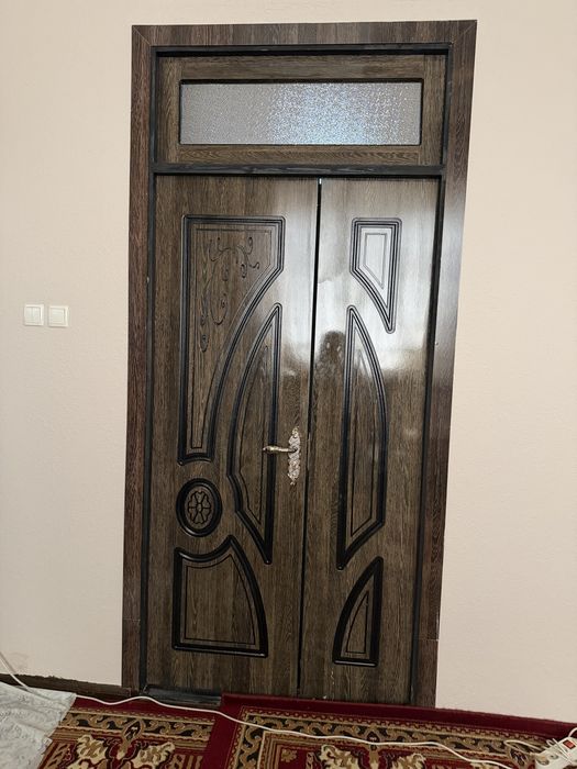 сотилади эшик б/у буйи 238 эни 106