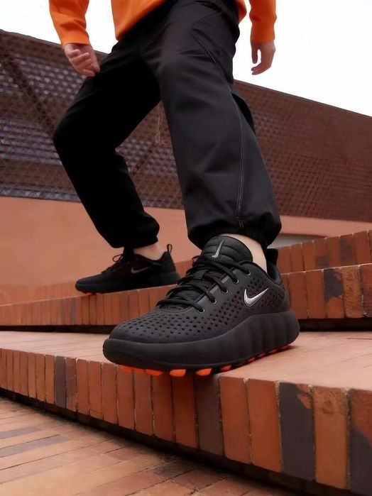 Трендовые Кроссовки: Nike Mind 002