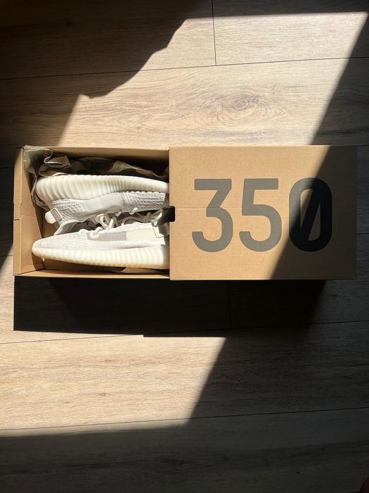 Adidas Yeezy 350 Bone