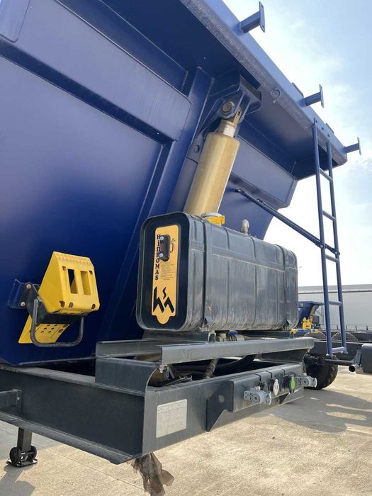 Полуприцеп самосвальный объём 27-29 куб.м (Hardox)