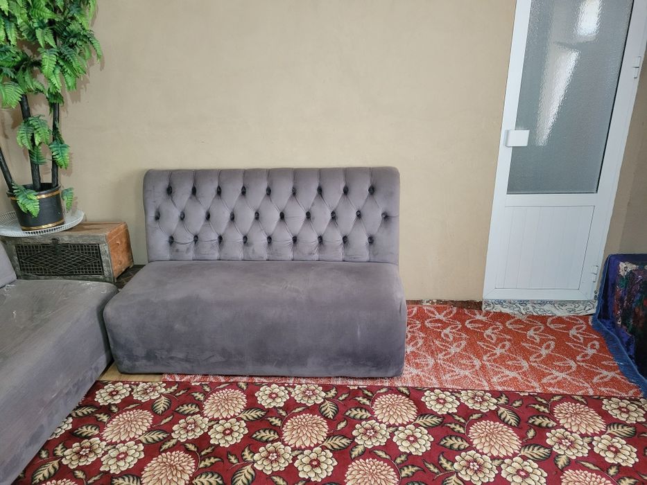 Юмшоқ мебель ўтирғич