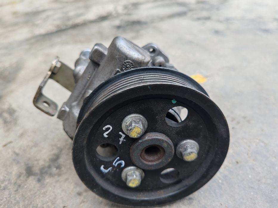 Pompa servo directie Citroen C5 2.7hdi 250lei