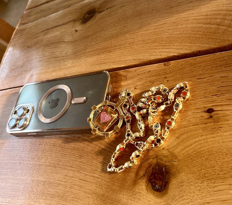 Lanț aur Joker Casino